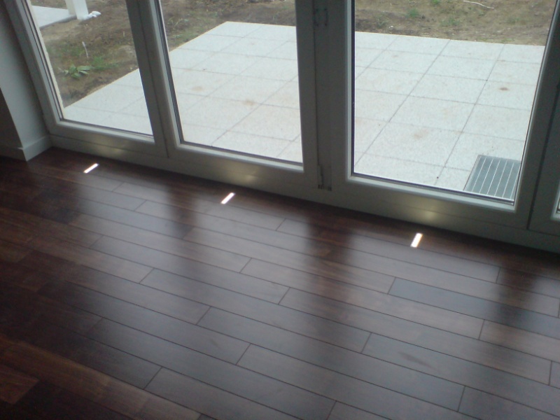 Laminat und Innenarbeiten